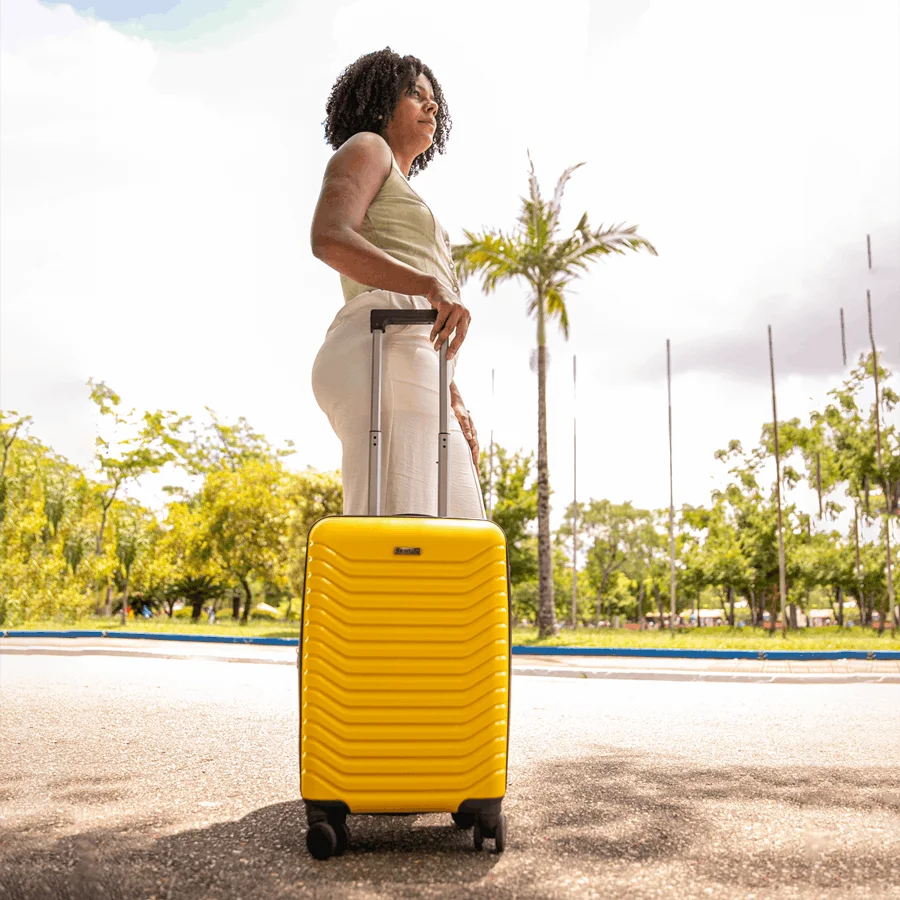 Mala de Viagem Bordo 10 kg Polipropileno com Rodas 360° PP Basic - Amarelo