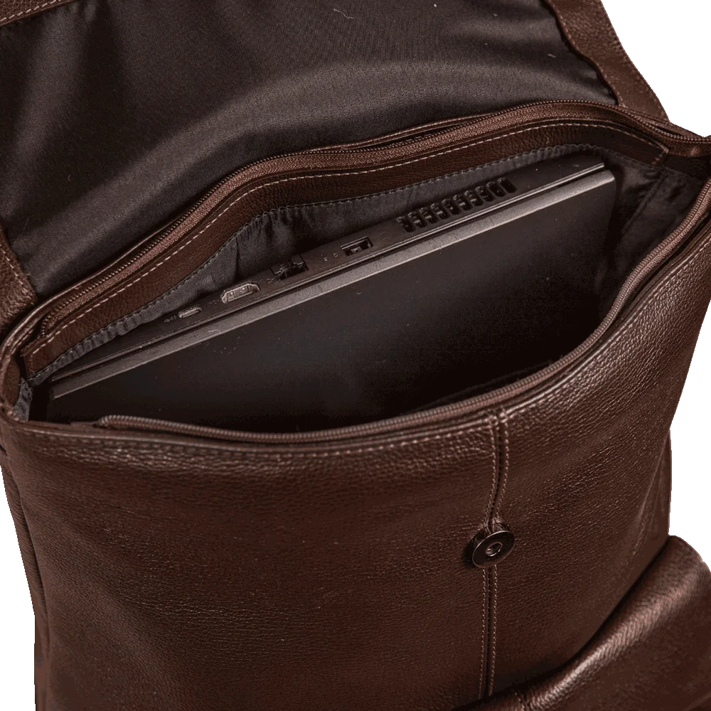 Mochila Grande de Couro com Tampa Notebook 15,6 Sestini Maya - Marrom